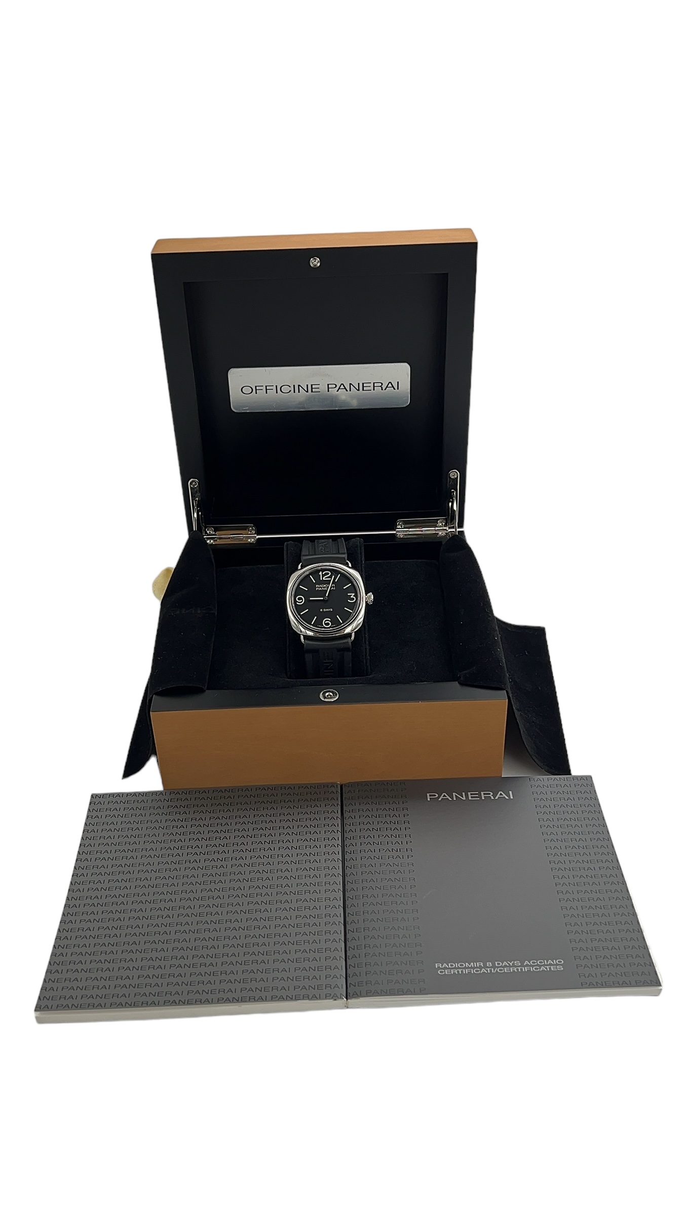 Panerai Radiomir 8 Days PAM00610